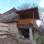Pavlinka Samota Pri Lese *