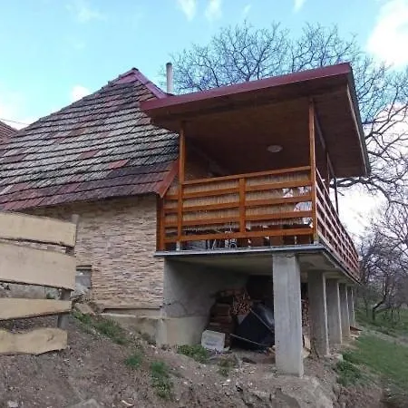 Pavlinka Samota Pri Lese *