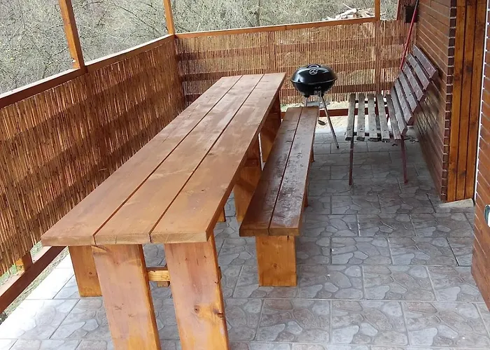 Pavlinka Chalé Chvojnica (Myjava)