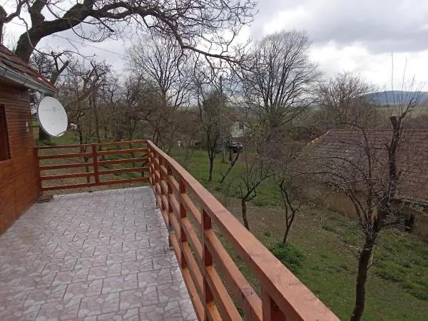 Pavlinka Chalé Chvojnica (Myjava)